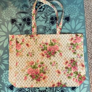 Sezane Tote